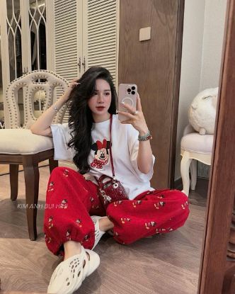 Ảnh của Set áo phông mix quần Mickey đỏ