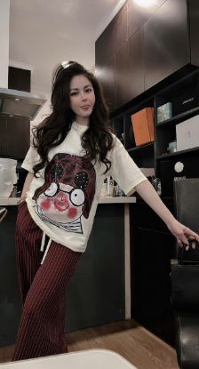 Ảnh của Set bộ áo cotton mix quần kẻ đỏ