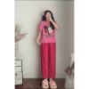 Ảnh của Set bộ áo cô gái tai nghe mix quần kẻ