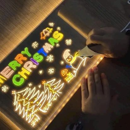 Ảnh của Bảng vẽ phát sáng thần kì