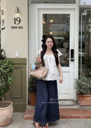 Ảnh của Set áo hoa mix quần bi