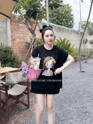 Ảnh của Set ren màu đen hình cô gái