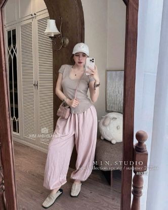 Ảnh của Set áo díp mix quần gió