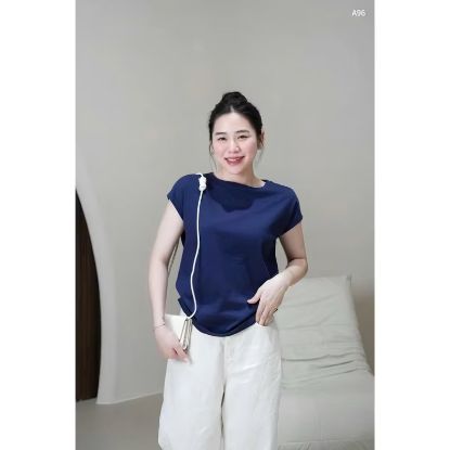 Ảnh của Áo phông xanh than tay hến